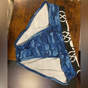 2xist Brief
